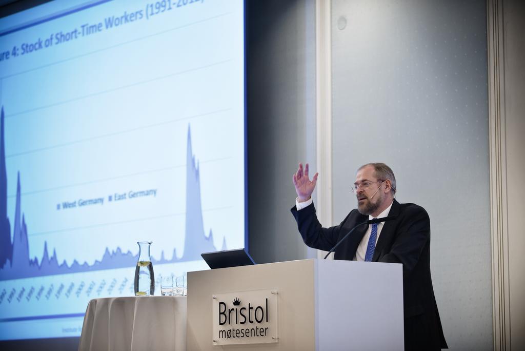 IZA � Director Zimmermann delivers keynote at reform conference in Oslo